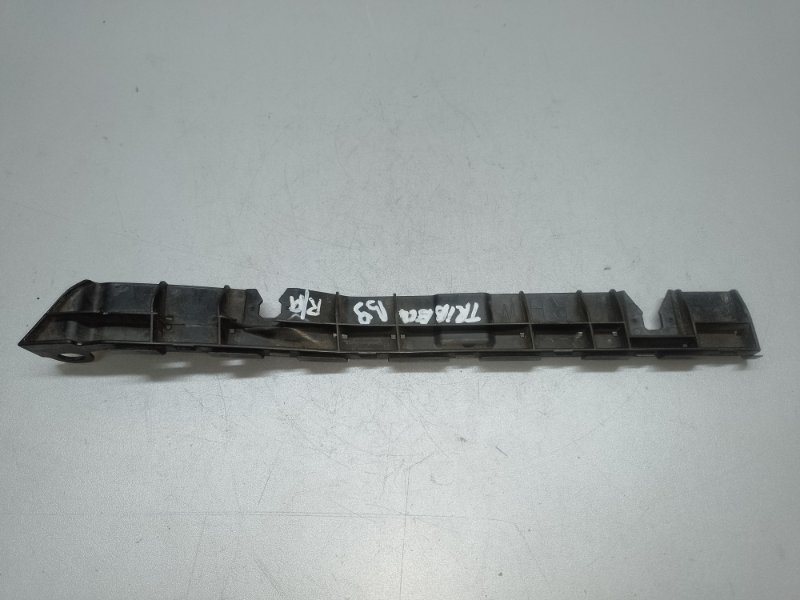 Кронштейн заднего бампера правый TRIBECA B9 05-07