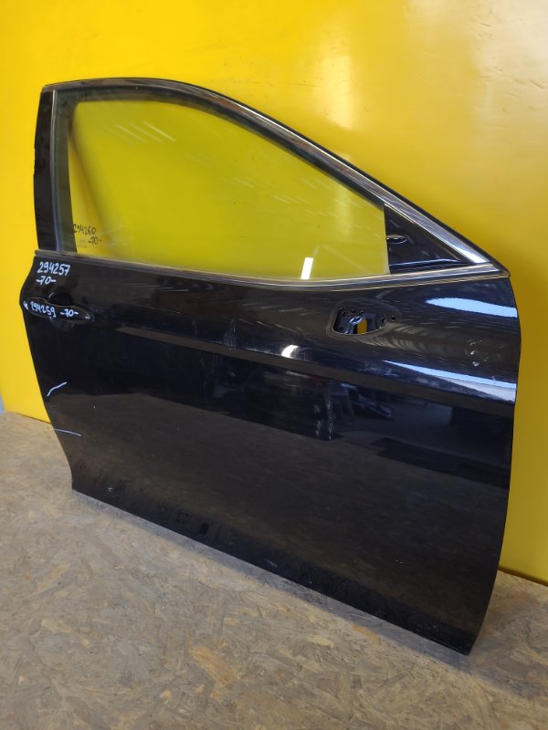 Дверь передняя правая TOYOTA CAMRY 70 17- Дверь передняя правая TOYOTA CAMRY 70 17-