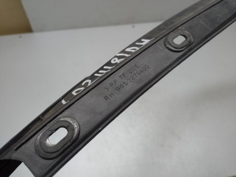 Датчик открытия багажника правый QX56 / TITAN / ARMADA 04-16 2004 Внедорожник 5.6