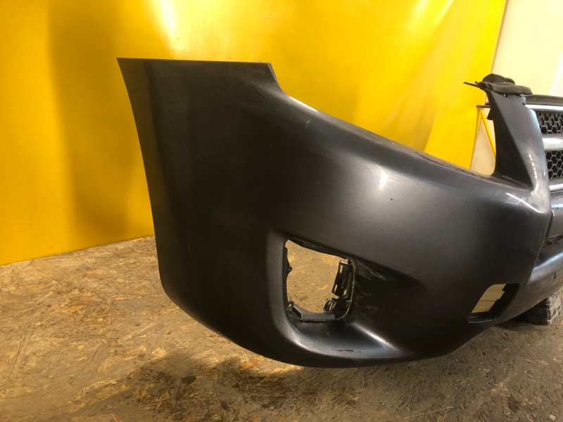 Бампер передний TOYOTA RAV4 05-12 Бампер передний TOYOTA RAV4 05-12