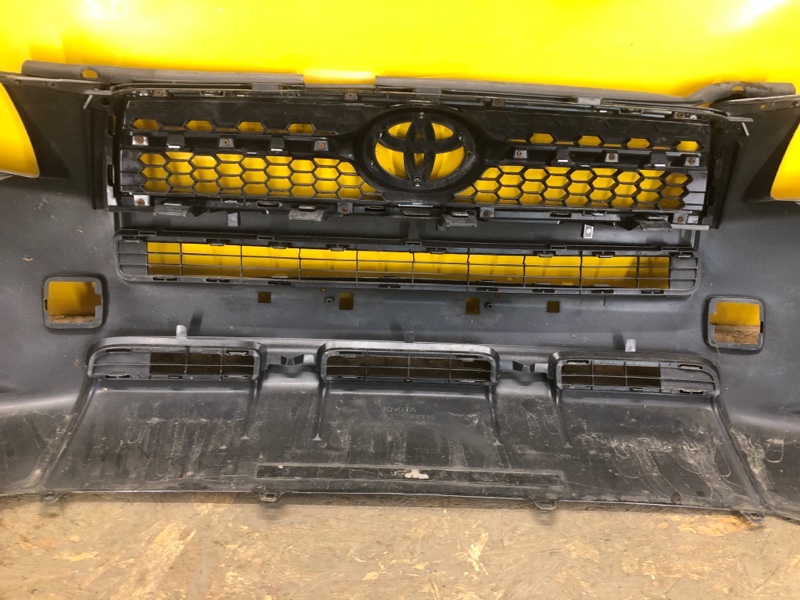 Бампер передний RAV4 05-12 Бампер передний RAV4 05-12