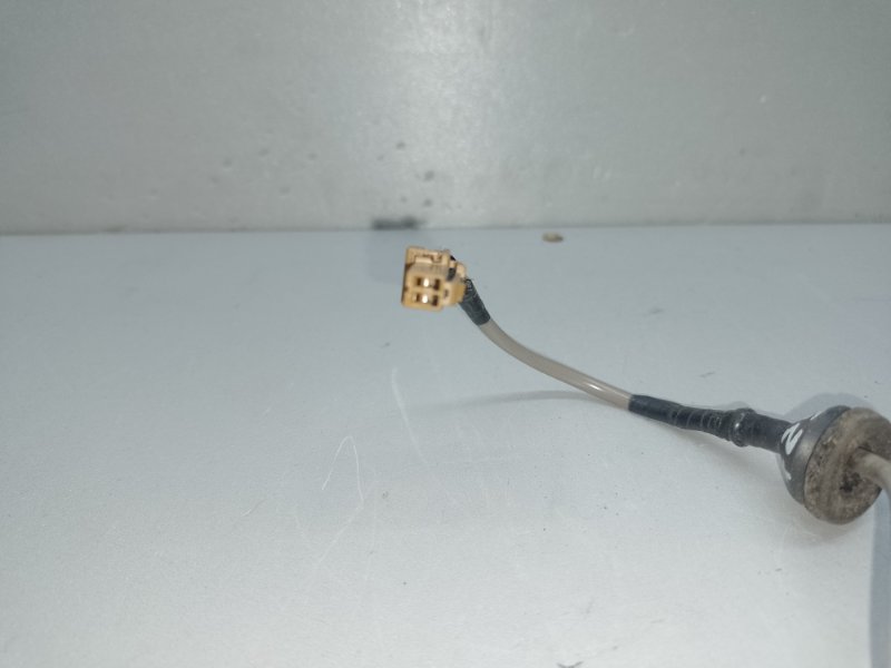 Кнопка открывания багажника наружная G25/G35/G37/Q40 06-14