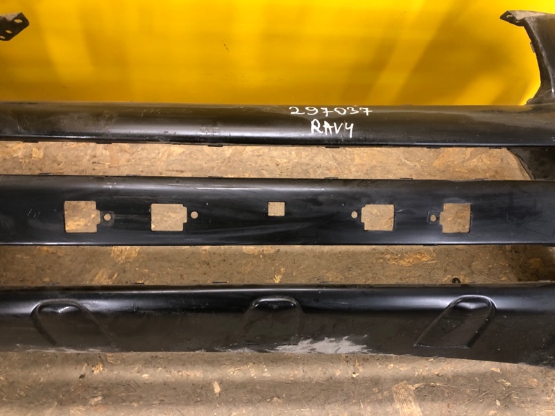 Бампер передний RAV4 05-12 Бампер передний RAV4 05-12