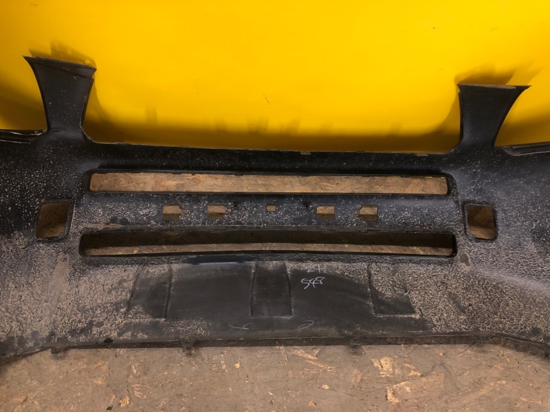 Бампер передний RAV4 05-12 Бампер передний RAV4 05-12