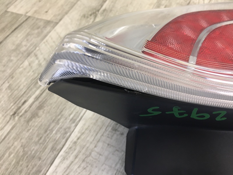 Фонарь наружный правый PRIUS - 30 09-17 2013 ZVW30 1.8 2ZRFXE Фонарь наружный правый PRIUS - 30 09-17 2013 ZVW30 1.8 2ZRFXE