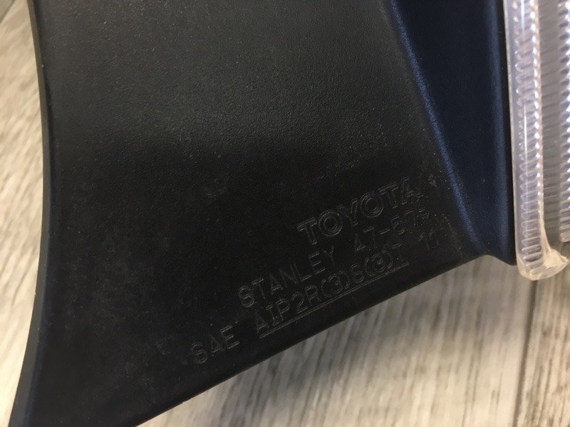 Фонарь наружный правый PRIUS - 30 09-17 2013 ZVW30 1.8 2ZRFXE Фонарь наружный правый PRIUS - 30 09-17 2013 ZVW30 1.8 2ZRFXE