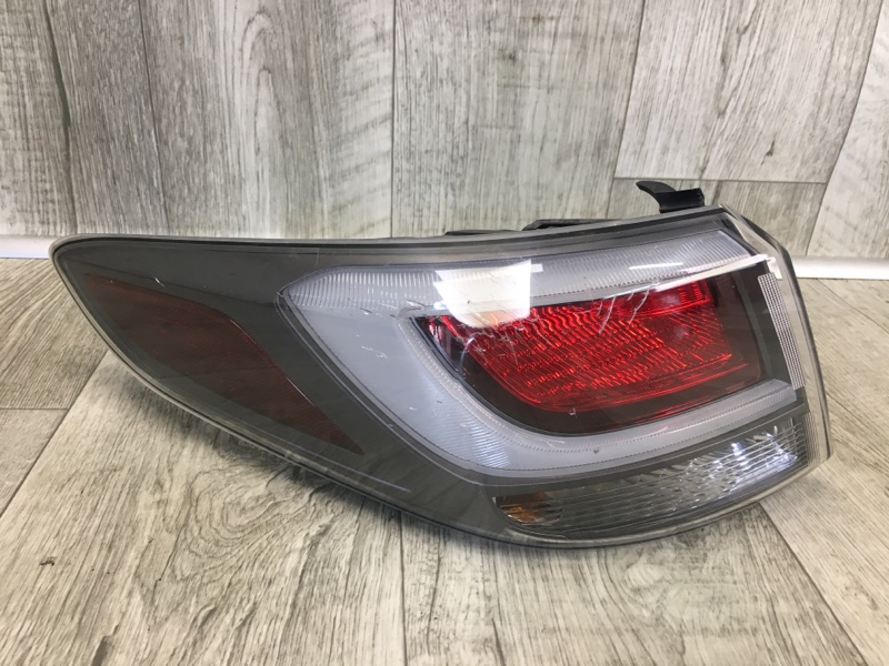 Фонарь наружный левый HYUNDAI SONATA LF 2014- 2016 LF 2.0 G4NG 92401E6120 Б/У