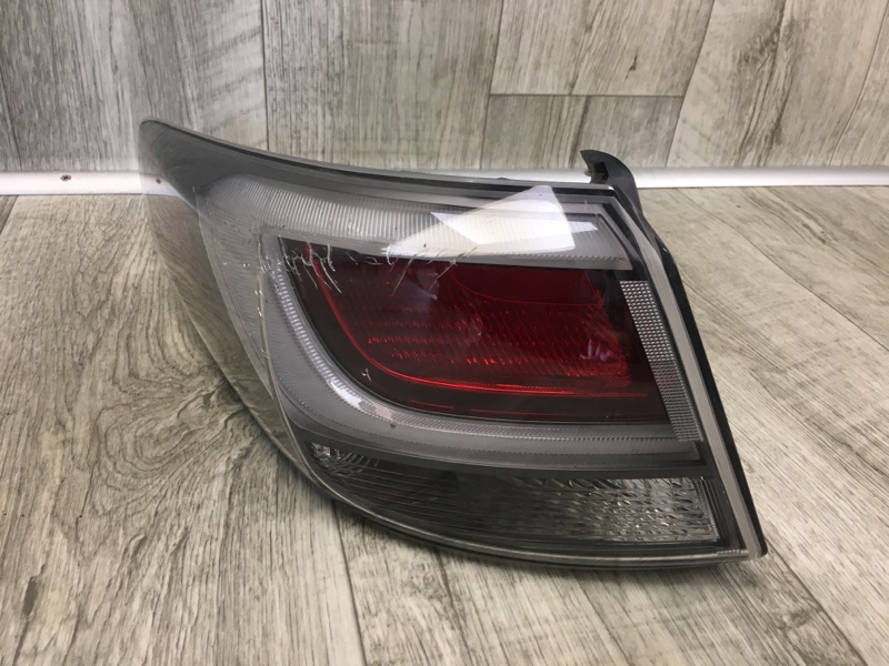 Фонарь наружный левый SONATA LF 2014- 2016 LF 2.0 G4NG