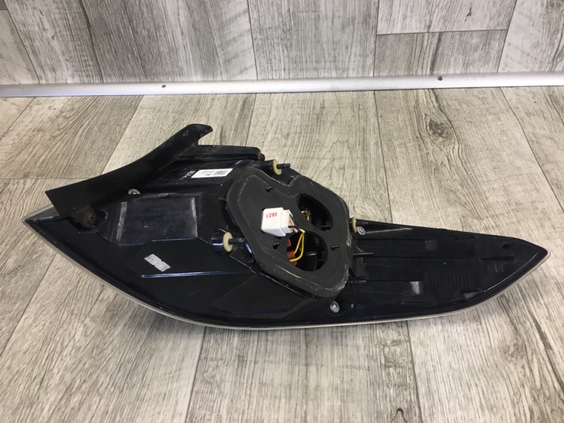 Фонарь наружный левый SONATA LF 2014- 2016 LF 2.0 G4NG