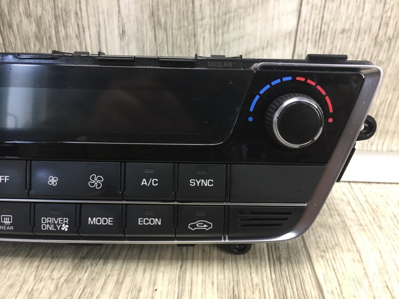 Блок управления печкой HYUNDAI SONATA LF 2014- LF 2.0 G4NG Блок управления печкой HYUNDAI SONATA LF 2014- LF 2.0 G4NG