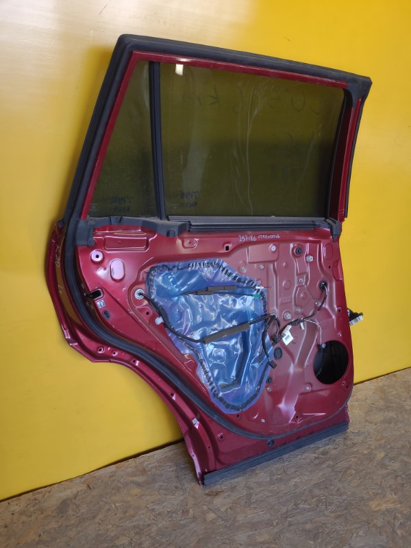 Дверь задняя левая RAV4 18- Дверь задняя левая RAV4 18-