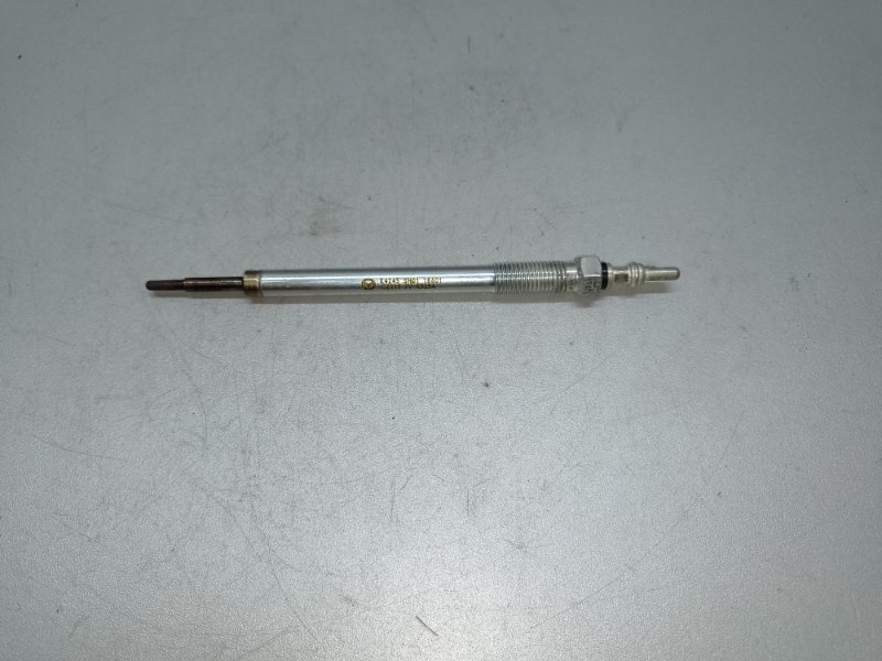 Запчасть свеча накала MAZDA CX-5 (KE) 11-17 2.2 дизель SH01-18-601A Б/У Свеча накала MAZDA CX-5 (KE) 11-17 2.2 дизель SH01-18-601A Б/У