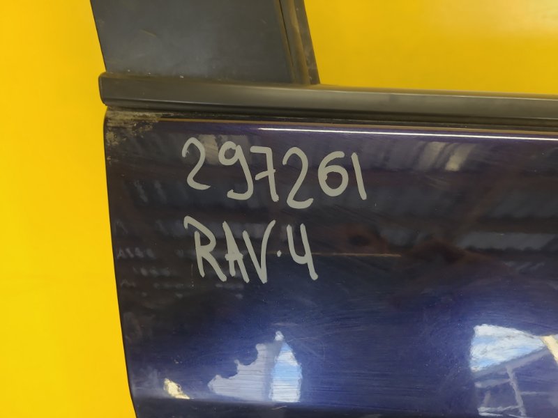 Дверь передняя правая RAV4 18- Дверь передняя правая RAV4 18-