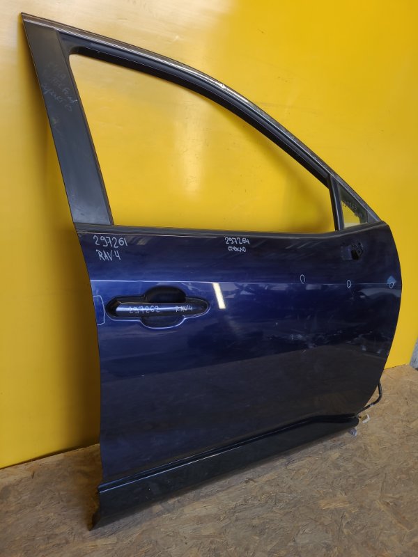 Дверь передняя правая RAV4 18- Дверь передняя правая RAV4 18-