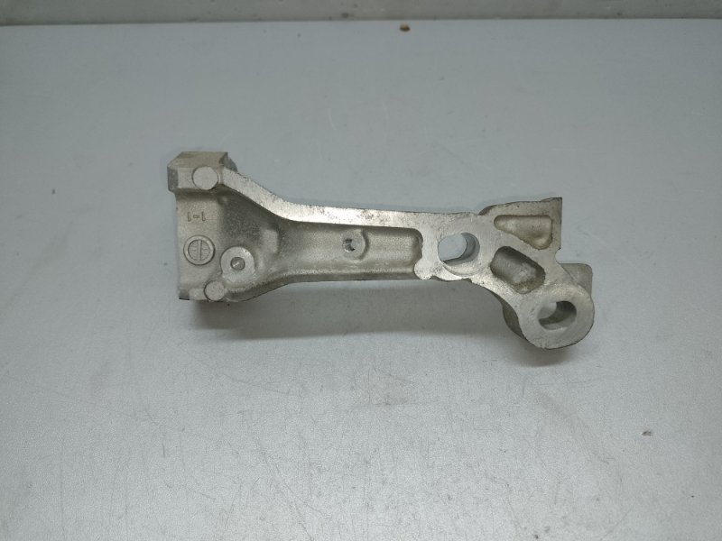 Подушка раздаточной коробки CX-5 (KE) 11-17 2.2 дизель