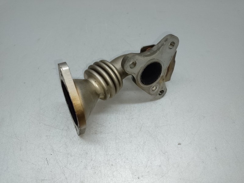 Запчасть трубка egr MAZDA CX-5 (KE) 11-17 2.2 дизель SH02-20-310 Б/У Трубка EGR MAZDA CX-5 (KE) 11-17 2.2 дизель SH02-20-310 Б/У