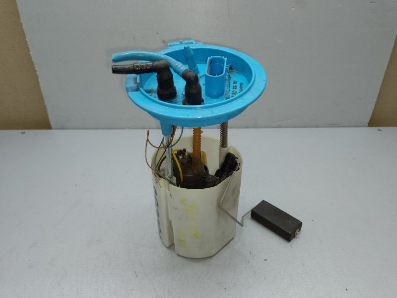 Топливный насос VOLKSWAGEN JETTA USA 10-17 1K0 919 051 DB Б/У