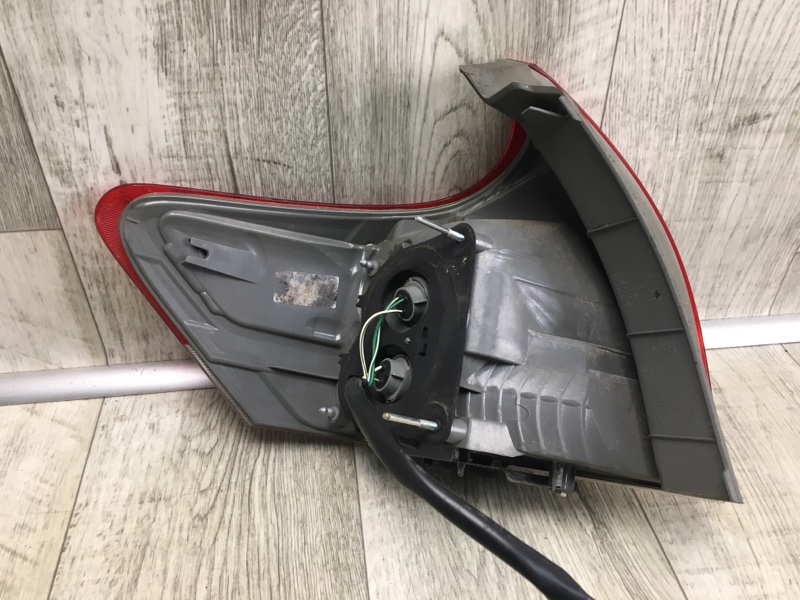 Фонарь наружный правый VENZA 09-16 2009 3.5 2GR-FE Фонарь наружный правый VENZA 09-16 2009 3.5 2GR-FE