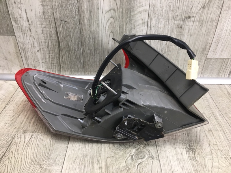 Фонарь наружный правый VENZA 09-16 2009 3.5 2GR-FE Фонарь наружный правый VENZA 09-16 2009 3.5 2GR-FE