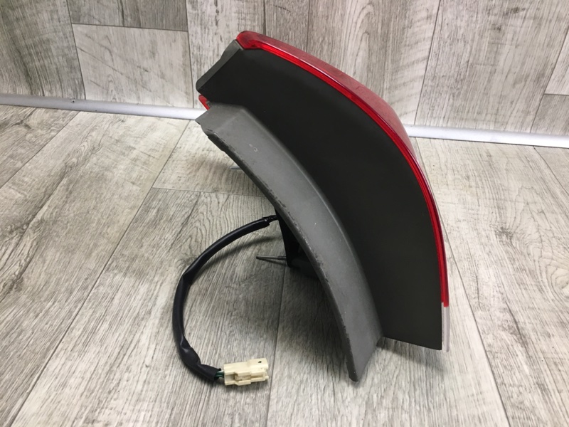 Фонарь наружный правый VENZA 09-16 2009 3.5 2GR-FE Фонарь наружный правый VENZA 09-16 2009 3.5 2GR-FE