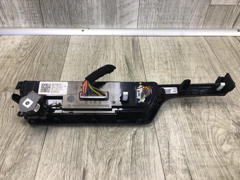 Блок управления печкой NIRO 16- 2017 1.6 G4LE