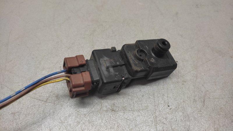 Датчик давления топлива LANCER X 10 07-15