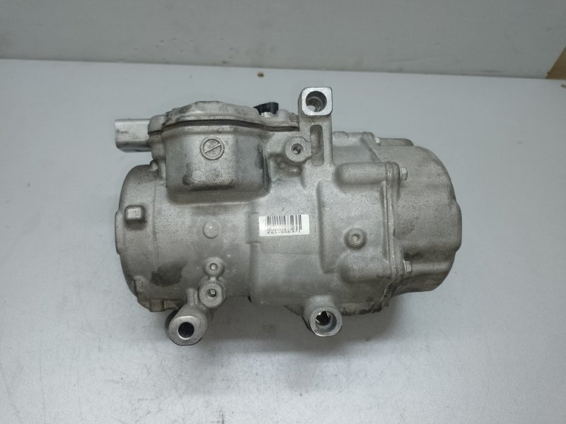 Компрессор кондиционера TOYOTA PRIUS - 30 09-17