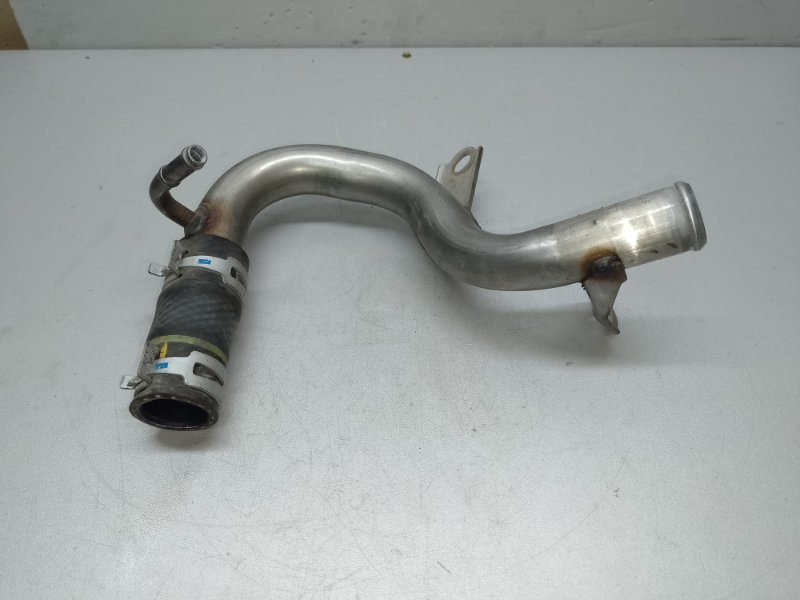 Патрубок системы охлаждения TOYOTA PRIUS - 30 09-17 16577-37020 Б/У