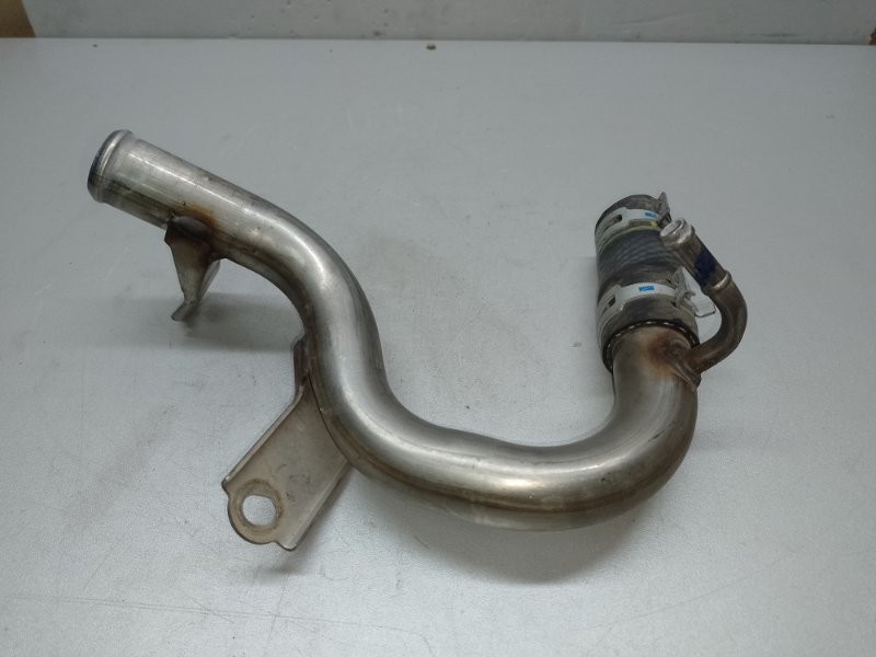 Патрубок системы охлаждения TOYOTA PRIUS - 30 09-17