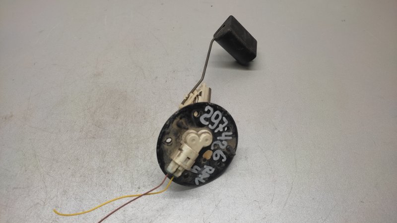 Датчик уровня топлива TOYOTA RAV4 13-19