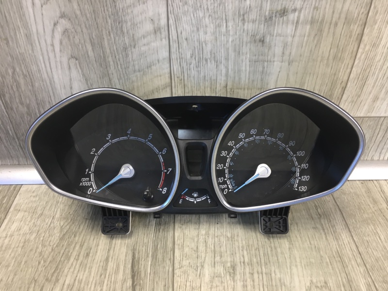 Запчасть панель приборов FORD FIESTA 08-17 2017 1.6 C16HDEZ DUBZ-10849-CT Б/У Панель приборов FORD FIESTA 08-17 2017 1.6 C16HDEZ DUBZ-10849-CT Б/У