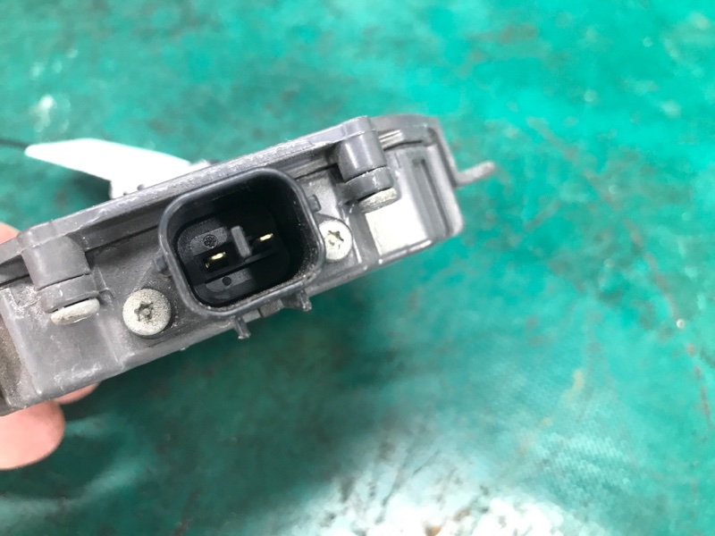 Блок розжига ксенона правый MDX (YD2) 06-13 2009 3.7 J37A1