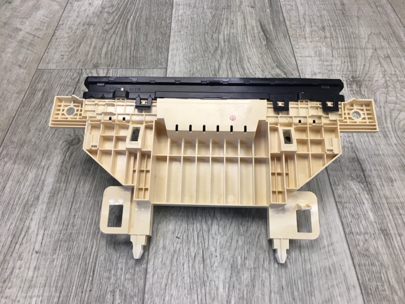 Монитор VENZA 09-16 2009 3.5 2GR-FE Монитор VENZA 09-16 2009 3.5 2GR-FE