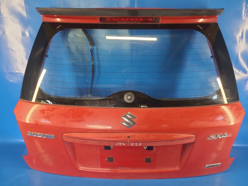 Крышка багажника SUZUKI SX4 06-13 2008 2.0 J20A 69100-81820 Б/У