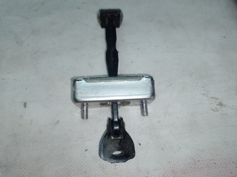 Ограничитель двери передний правый INFINITI Q50 15-20 2017 Седан 3.0 VR30DDTT 80430-4GA0A Б/У