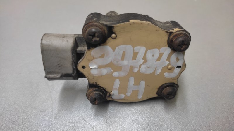 Запчасть датчик положения кузова левый HONDA LEGEND 04-13 33146-SJA-003 Б/У Датчик положения кузова левый HONDA LEGEND 04-13 33146-SJA-003 Б/У