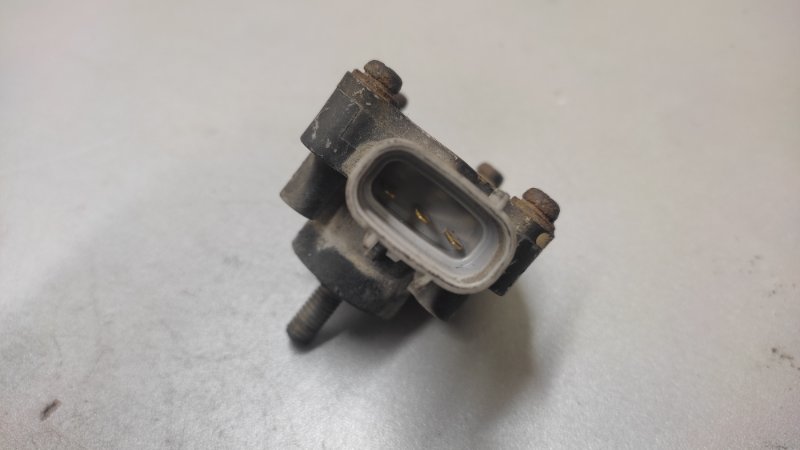 Датчик положения кузова левый HONDA LEGEND 04-13 Датчик положения кузова левый HONDA LEGEND 04-13