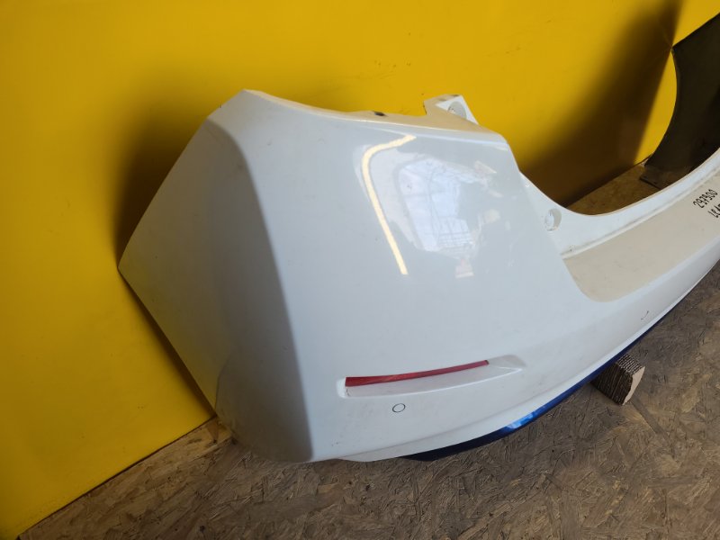 Бампер задний LEAF 18-