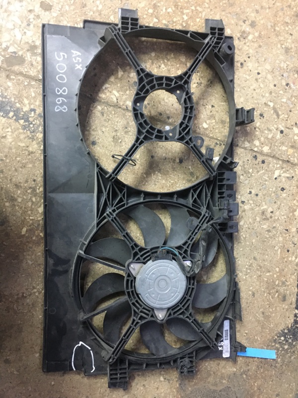 Диффузор вентилятора основного радиатора MITSUBISHI ASX / OUTLANDER SPORT 10-21 1355A321 Б/У