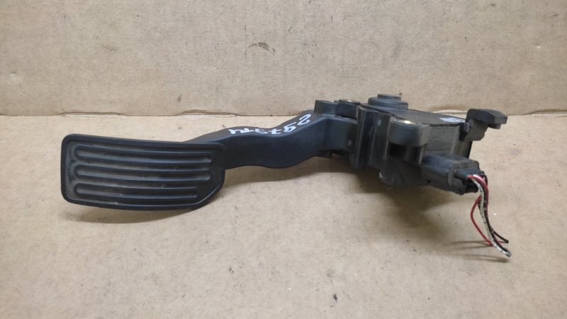 Педаль газа NISSAN LEAF 10-17