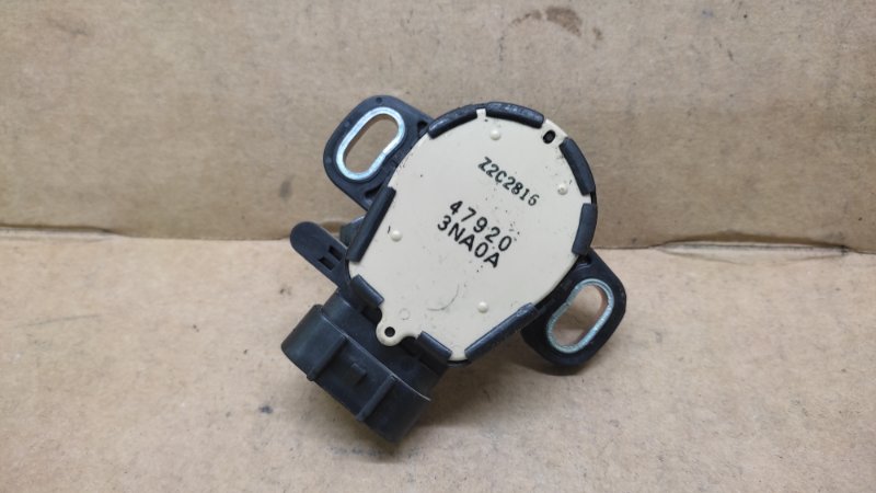 Датчик положения педали тормоза NISSAN LEAF 10-17 47920-3NA0A Б/У