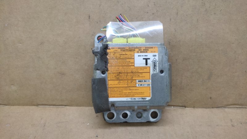 Блок управления AIRBAG NISSAN LEAF 10-17 K8820-3NC1A Б/У