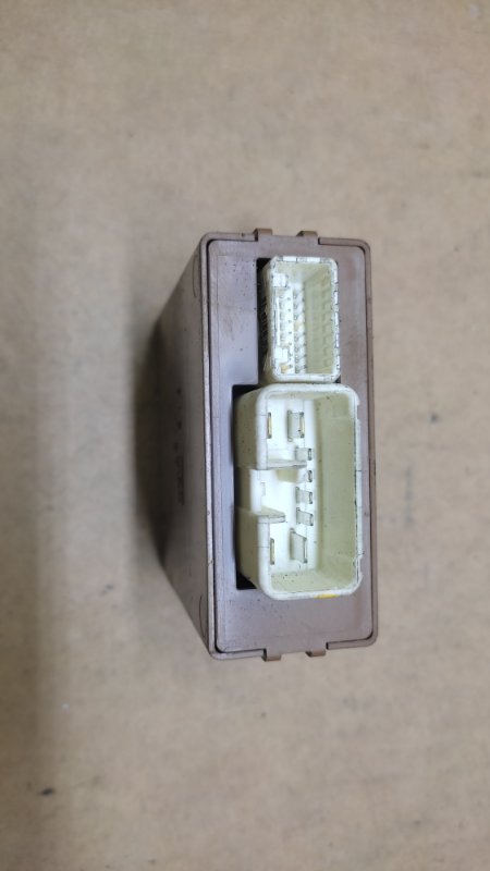 Блок управления парктроником LEAF 10-17