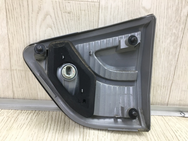 Фонарь внутренний левый PATHFINDER R52 12-21 2015 R52 3.5 VQ35DE