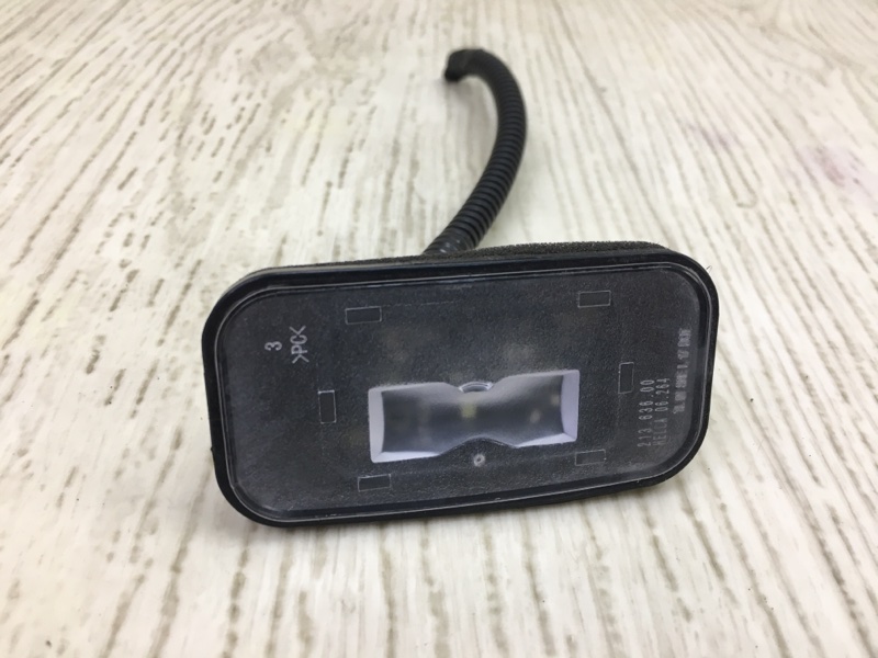 Запчасть подсветка номера TOYOTA CAMRY 70 17- 2020 GSV70 2.5 A25AFKS 8120406030 Б/У Подсветка номера TOYOTA CAMRY 70 17- 2020 GSV70 2.5 A25AFKS 8120406030 Б/У