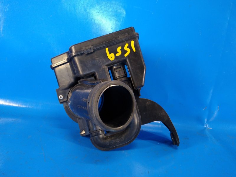 Резонатор воздушного фильтра MX-5 15- 2018 ND 2.0 PE-VPS Резонатор воздушного фильтра MX-5 15- 2018 ND 2.0 PE-VPS