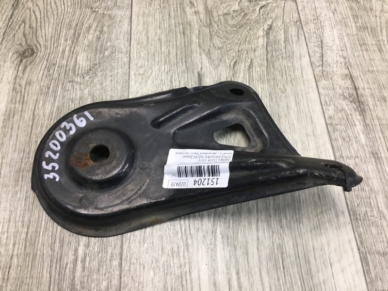 Крепление балки подвески заднее левое ES350 06-12 2006 Седан 3.5