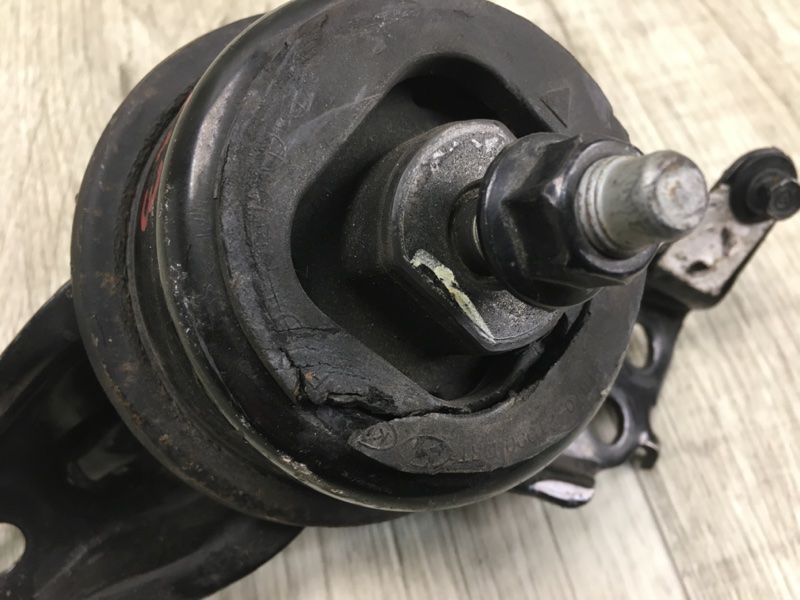 Подушка двигателя SONATA YF 10-14 2014 YF 2.0 G4KH