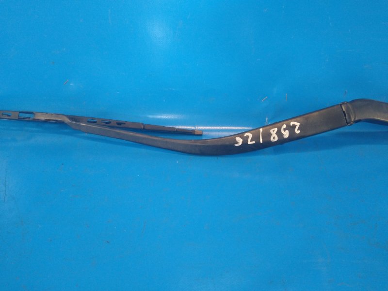 Поводок стеклоочистителя передний правый TOYOTA CAMRY 40 06-11 2.5 2ARFE