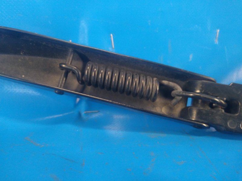 Поводок стеклоочистителя передний правый CAMRY 40 06-11 2010 2.5 2ARFE